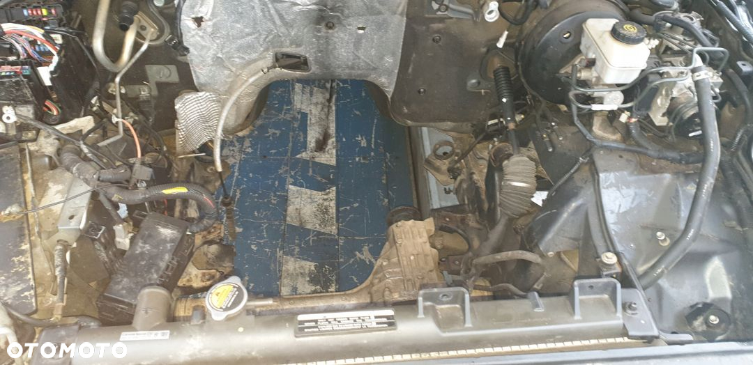 NISSAN NAVARA D40 3.0 V6 2012 CZĘŚCI LAMPA INNE - 10