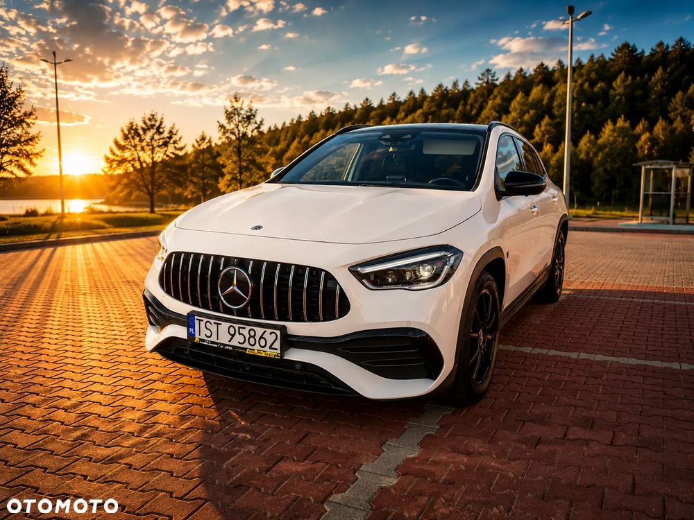Mercedes-Benz GLA 250 4-Matic AMG Line - 3