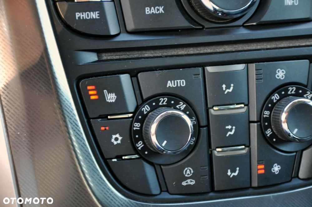 Opel Astra - 33