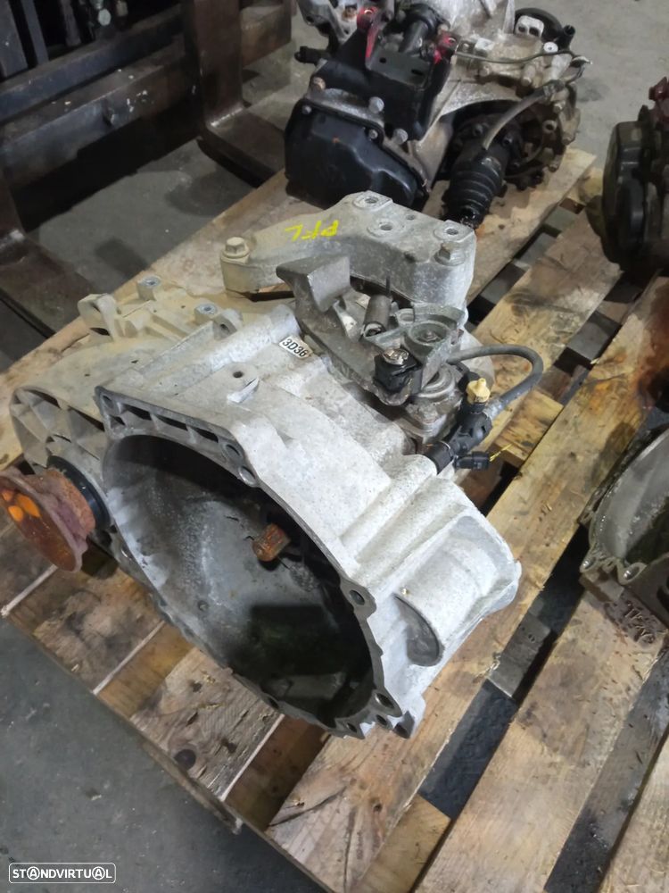 Caixa de velocidades VW Golf VII 2.0 TDI ref: PFL - 2