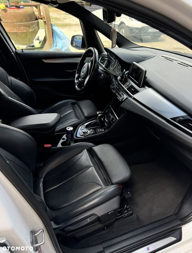 BMW Seria 2 218d M Sport - 11