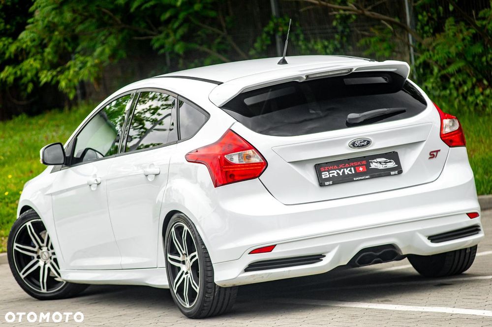 Ford Focus - 11