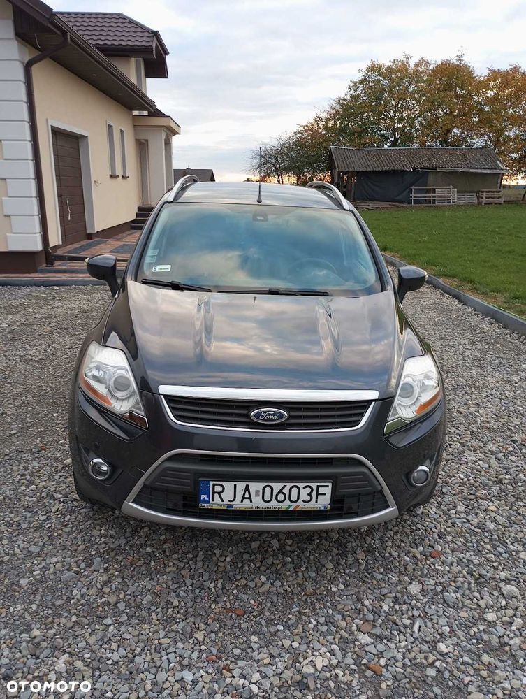 Ford Kuga - 2