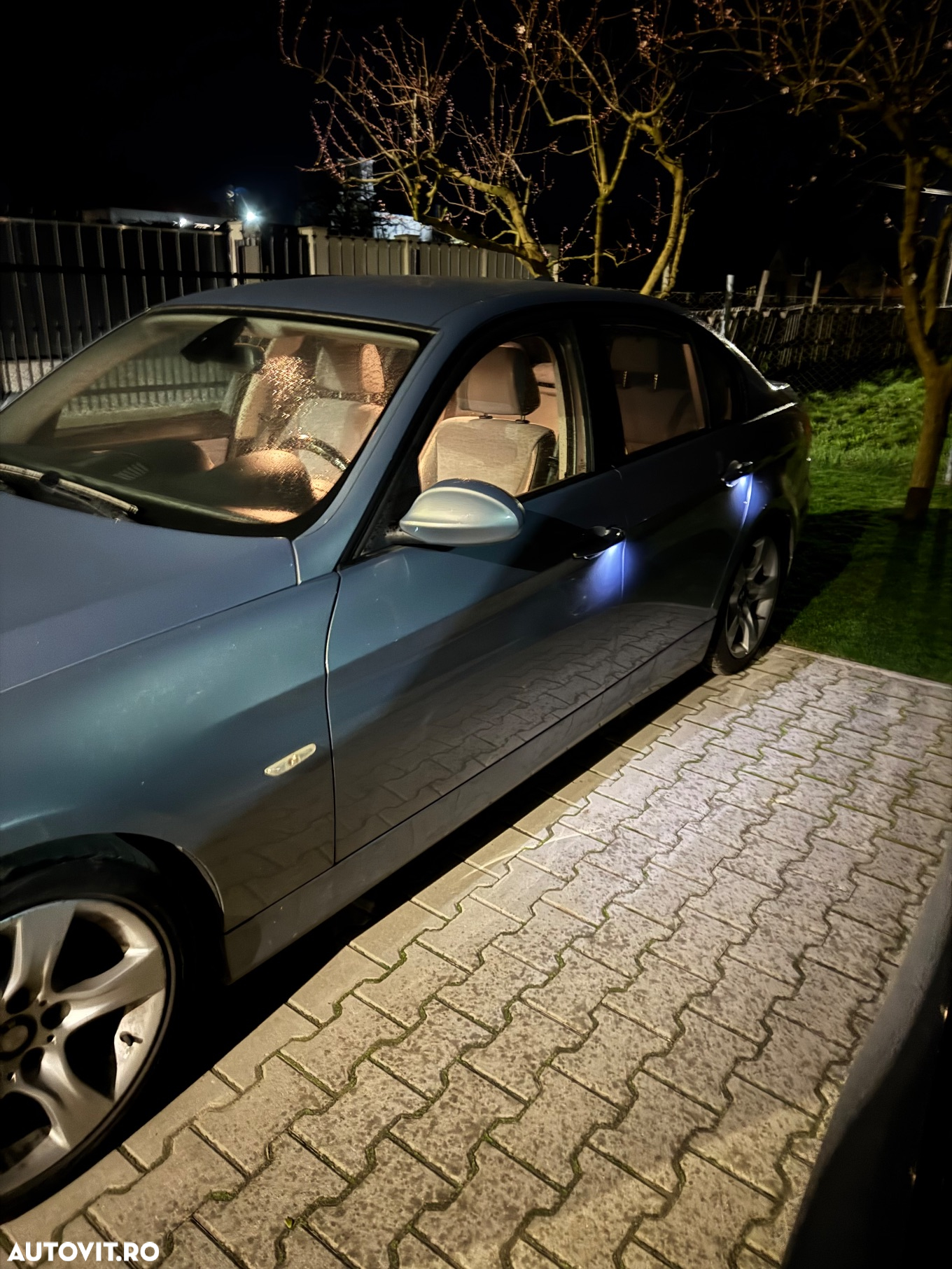 BMW Seria 3 320d Touring - 2