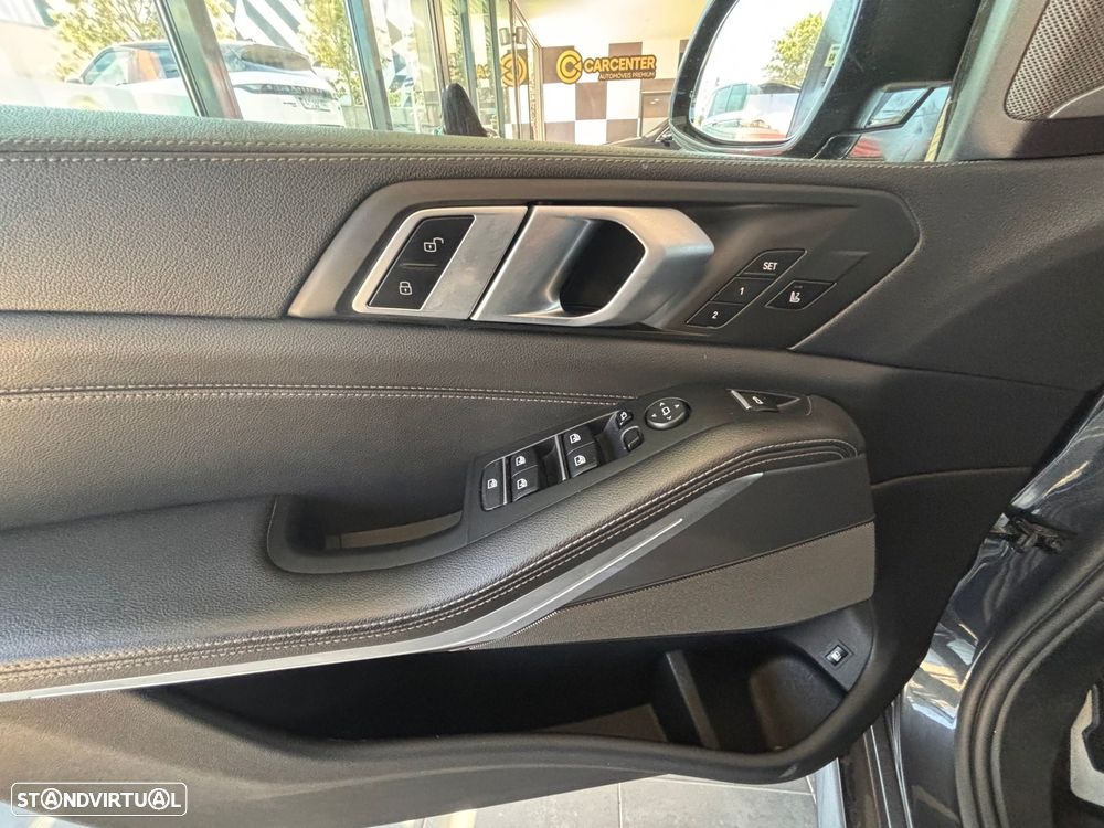 BMW X5 45 e xDrive Pack M - 8