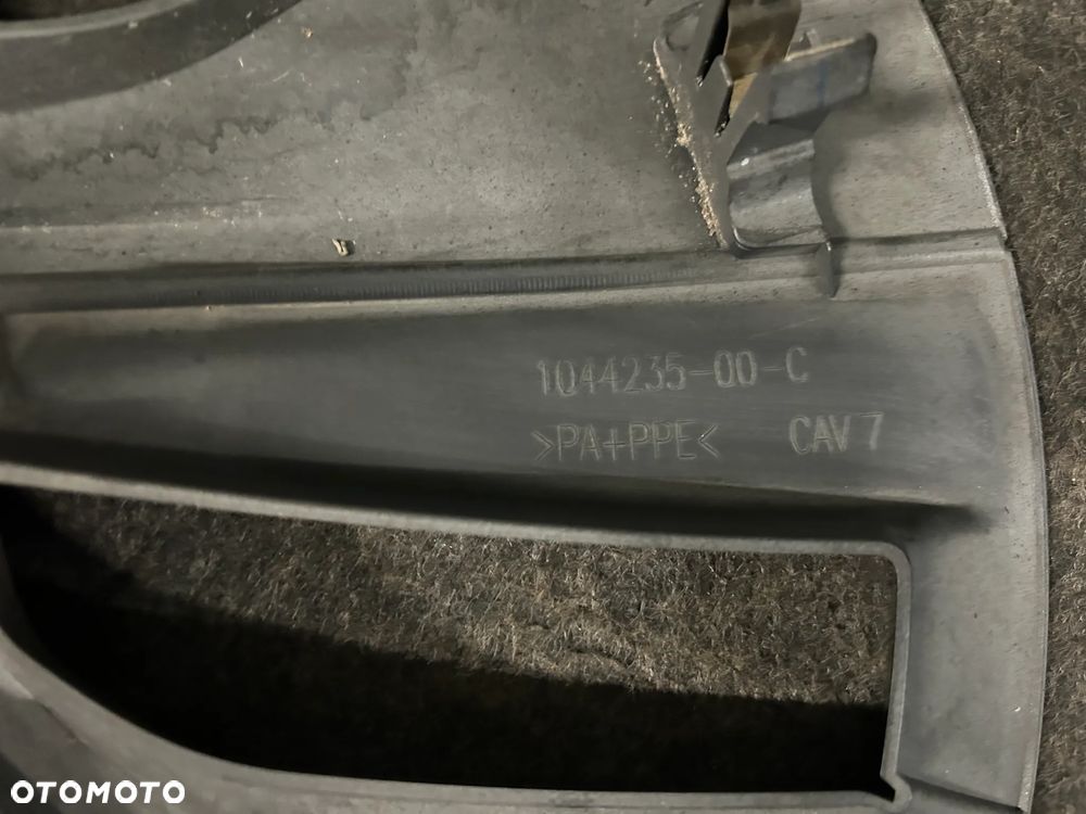 Oryginalny kołpak Tesla Model Y 19 cali 1szt. 1044235-00-C - 3