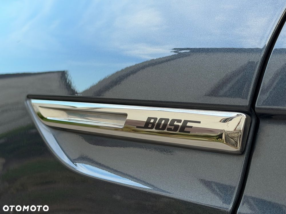 Renault Megane ENERGY TCe 160 BOSE EDITION - 28