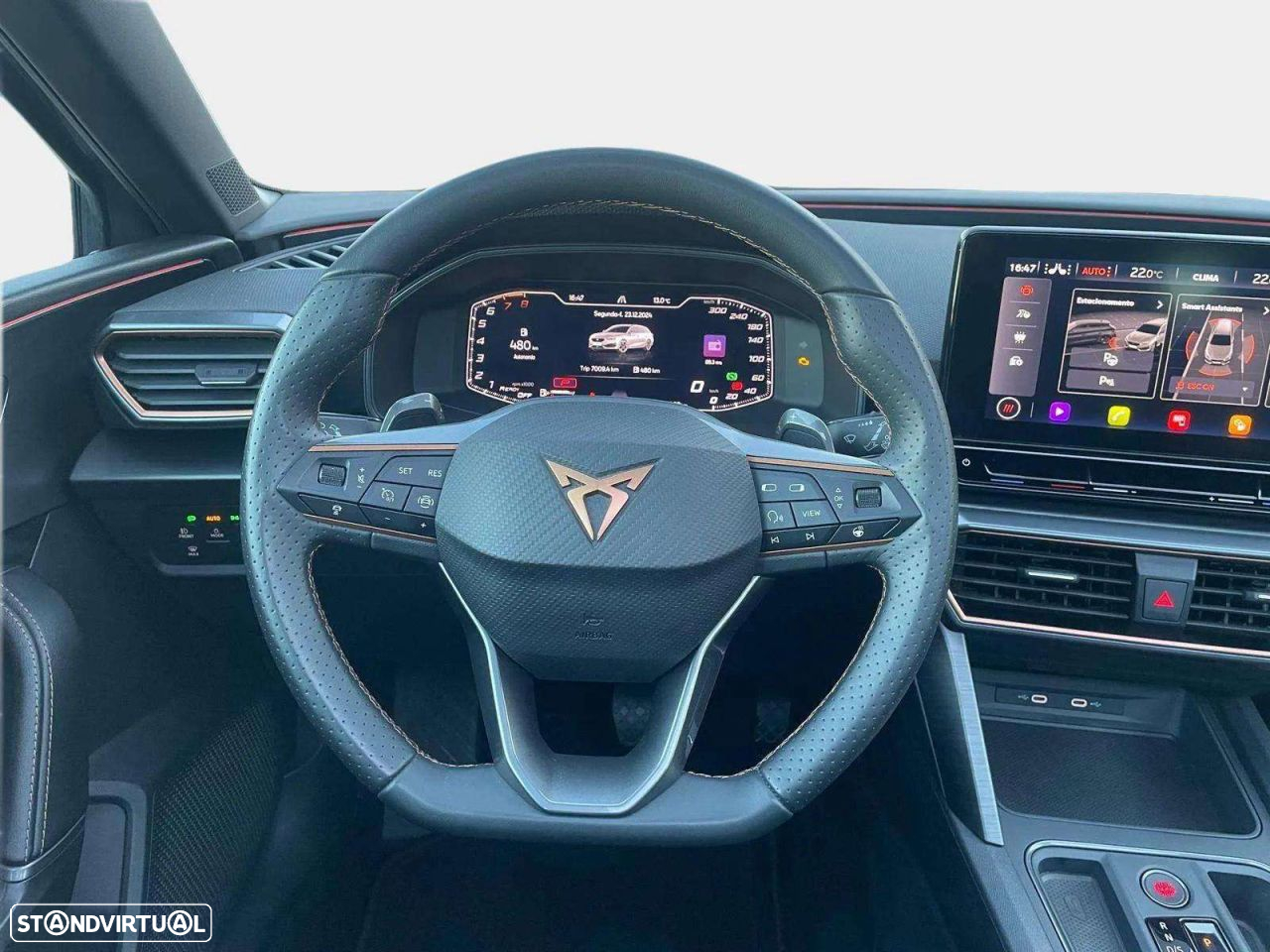 Cupra Leon ST 1.5 eTSI MID DSG - 12