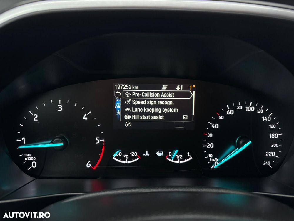 Ford Focus 1.5 TDCi DPF Start-Stopp-System Titanium - 19