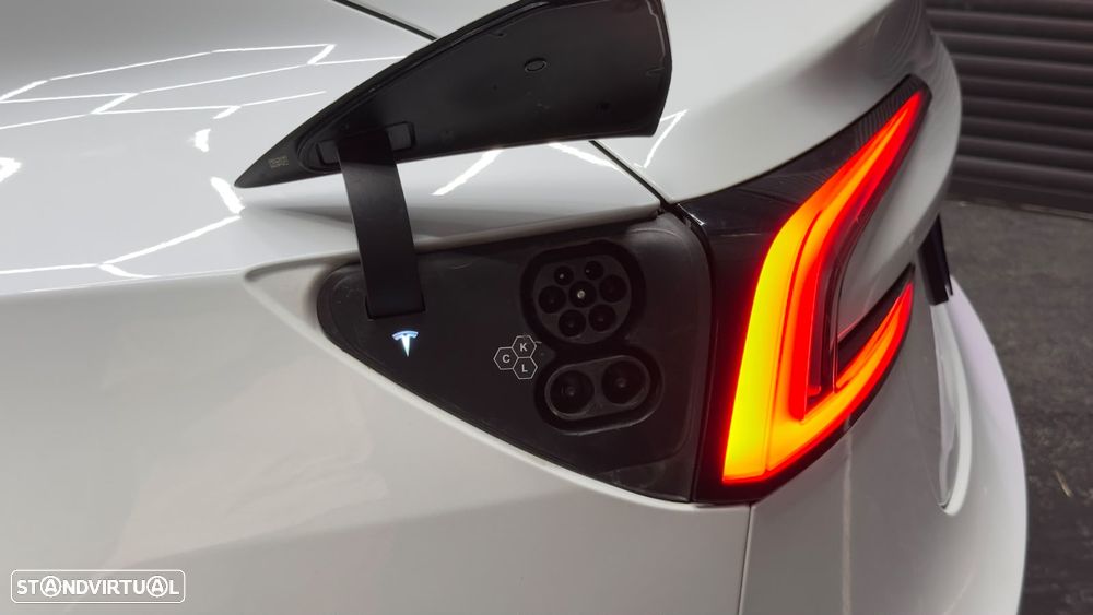 Tesla Model 3 Long Range Tração Integral - 17