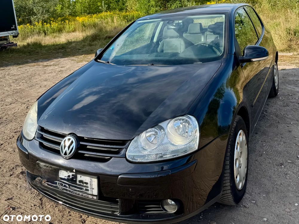 Volkswagen Golf V 1.6 FSI Comfortline - 1