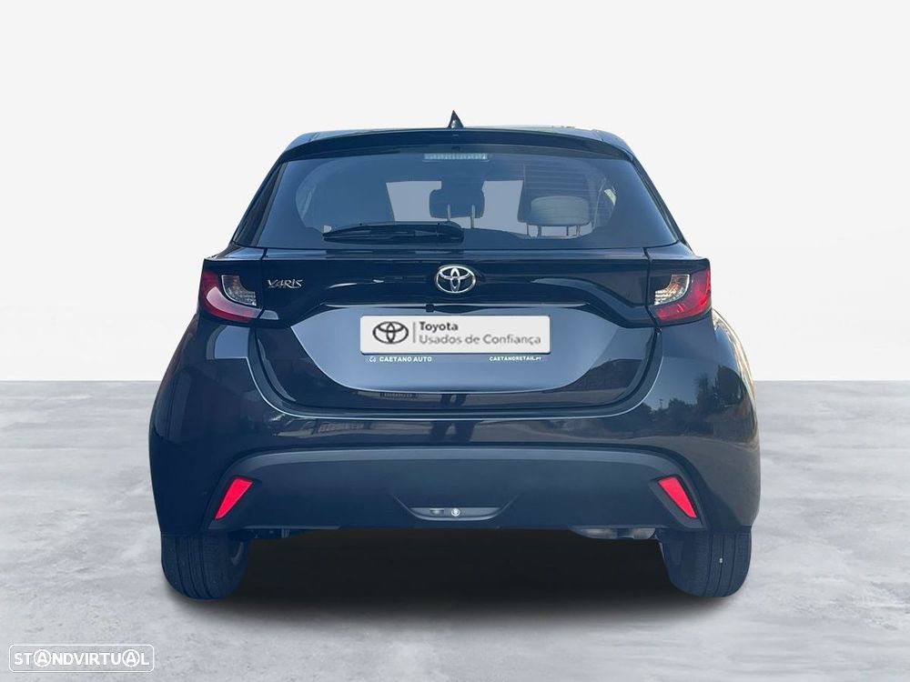 Toyota Yaris - 4