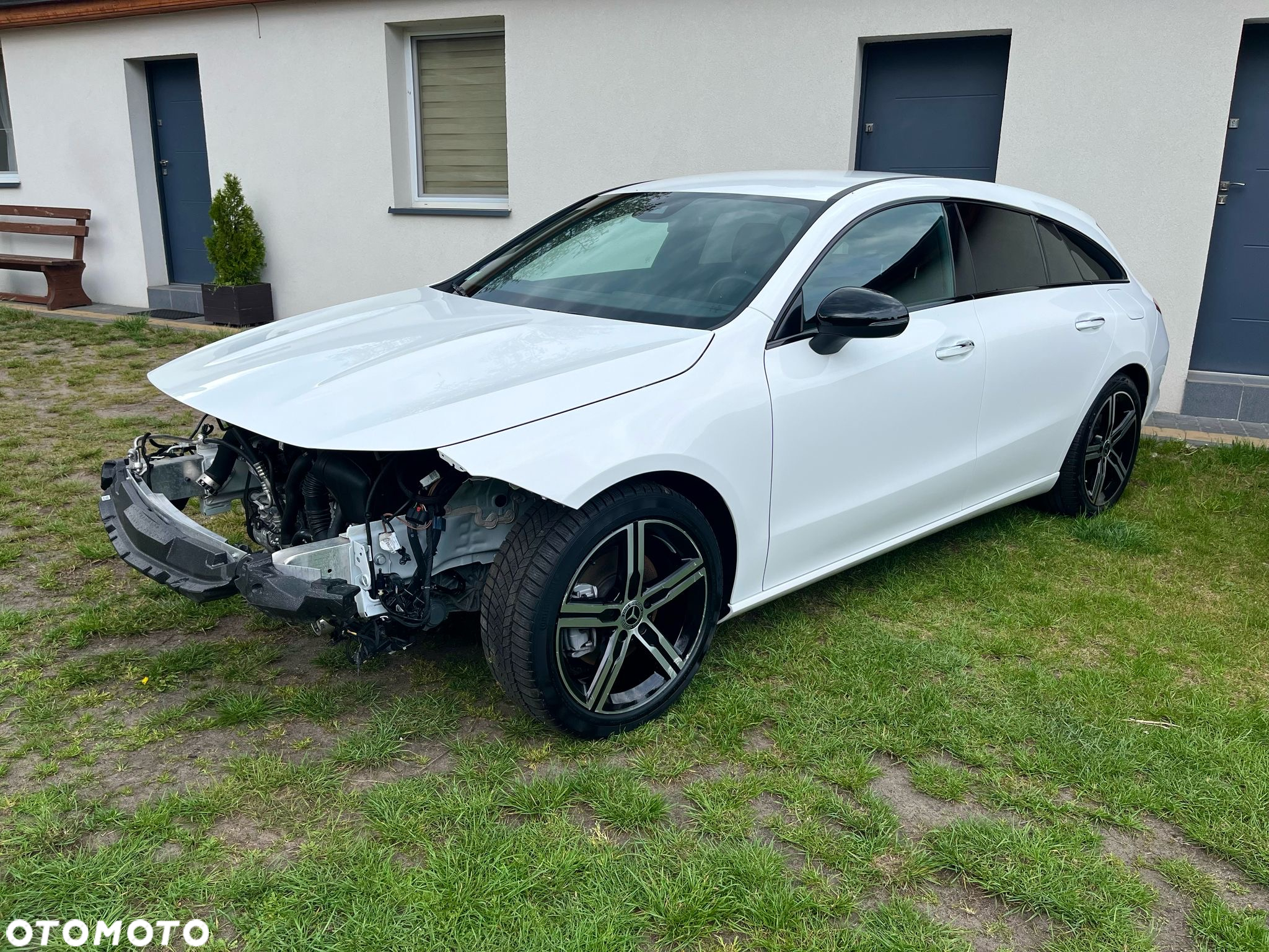 Mercedes-Benz CLA - 5