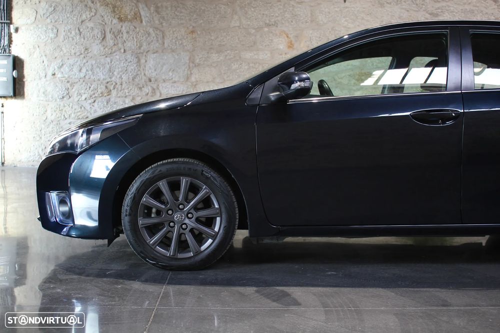 Toyota Corolla 1.4 D-4D Exclusive - 18