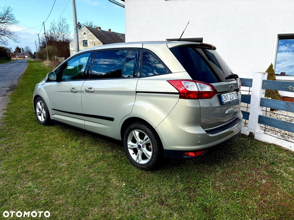 Ford Grand C-MAX - 6