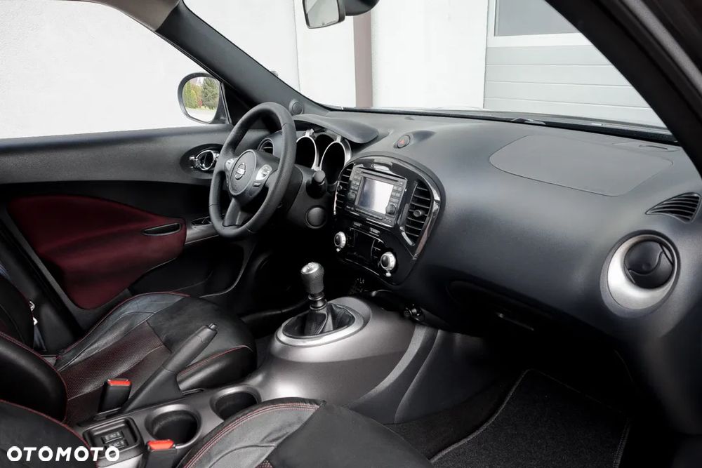 Nissan Juke 1.6 T Tekna - 31