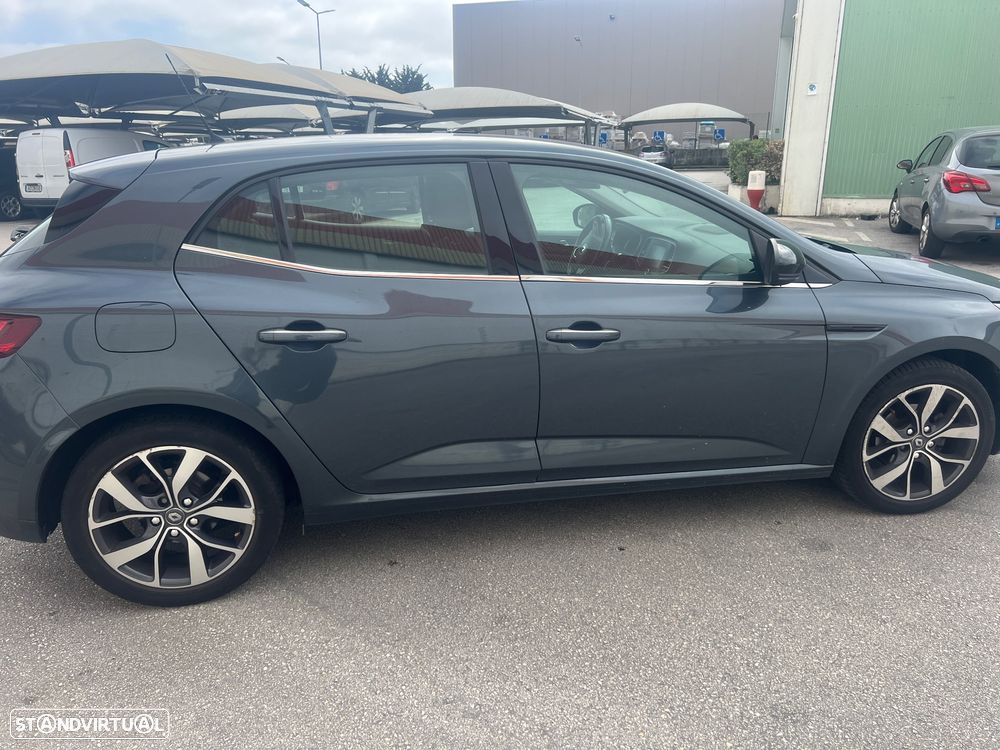 Renault Mégane 1.5 Blue dCi Limited - 13