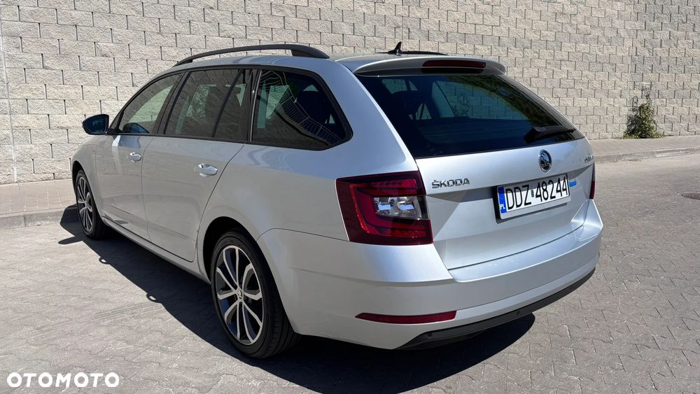 Skoda Octavia 2.0 TDI SCR Style DSG - 6