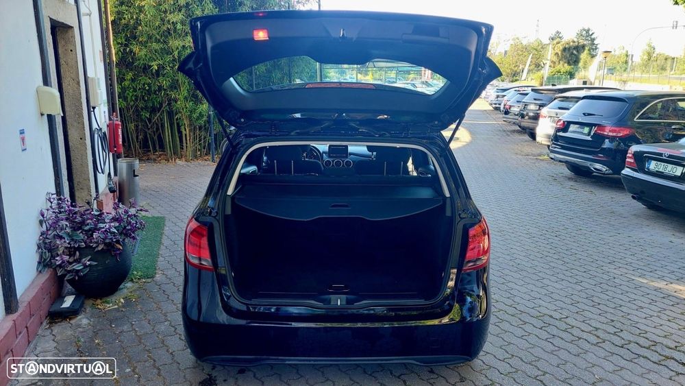 Mercedes-Benz B 180 d Urban - 5