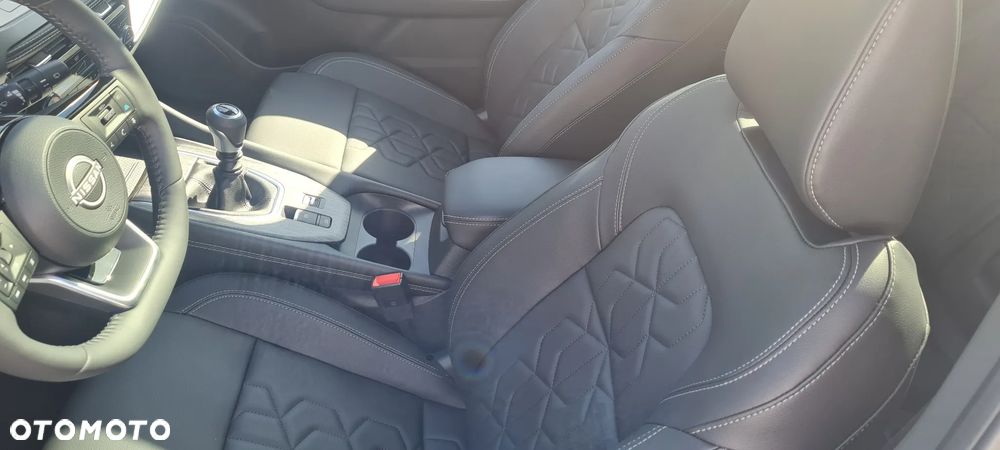 Nissan Qashqai 1.3 DIG-T mHEV Tekna - 9