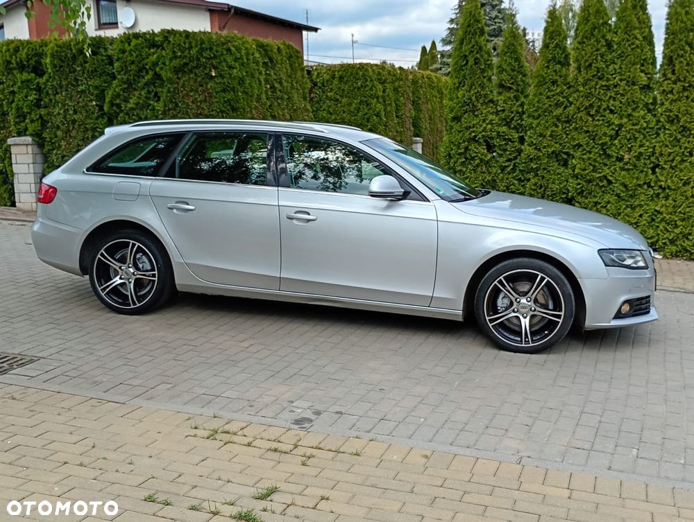 Audi A4 Avant - 27