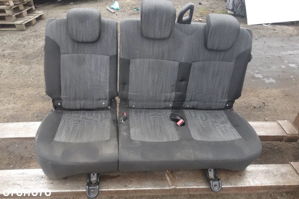 KANAPA TYŁ DACIA DOKKER - 5