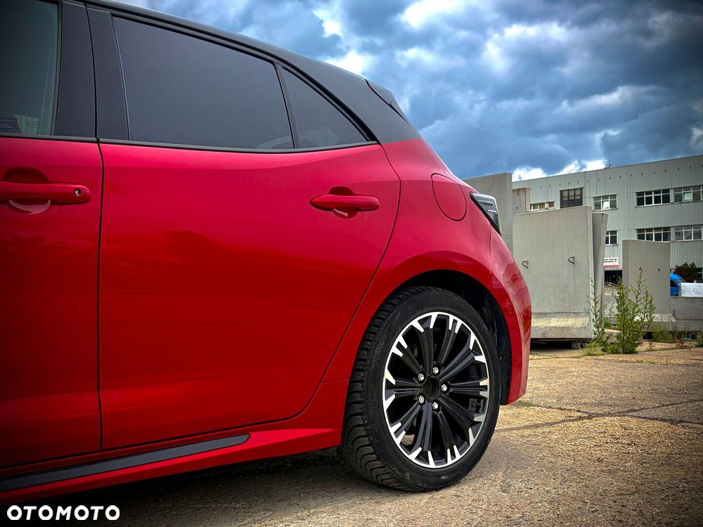 Toyota Corolla 1.8 Hybrid GR Sport - 13