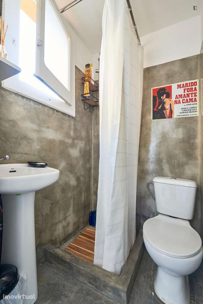 Quarto - localizado em Entrecampos Lisbon - Grande imagem: 4/56