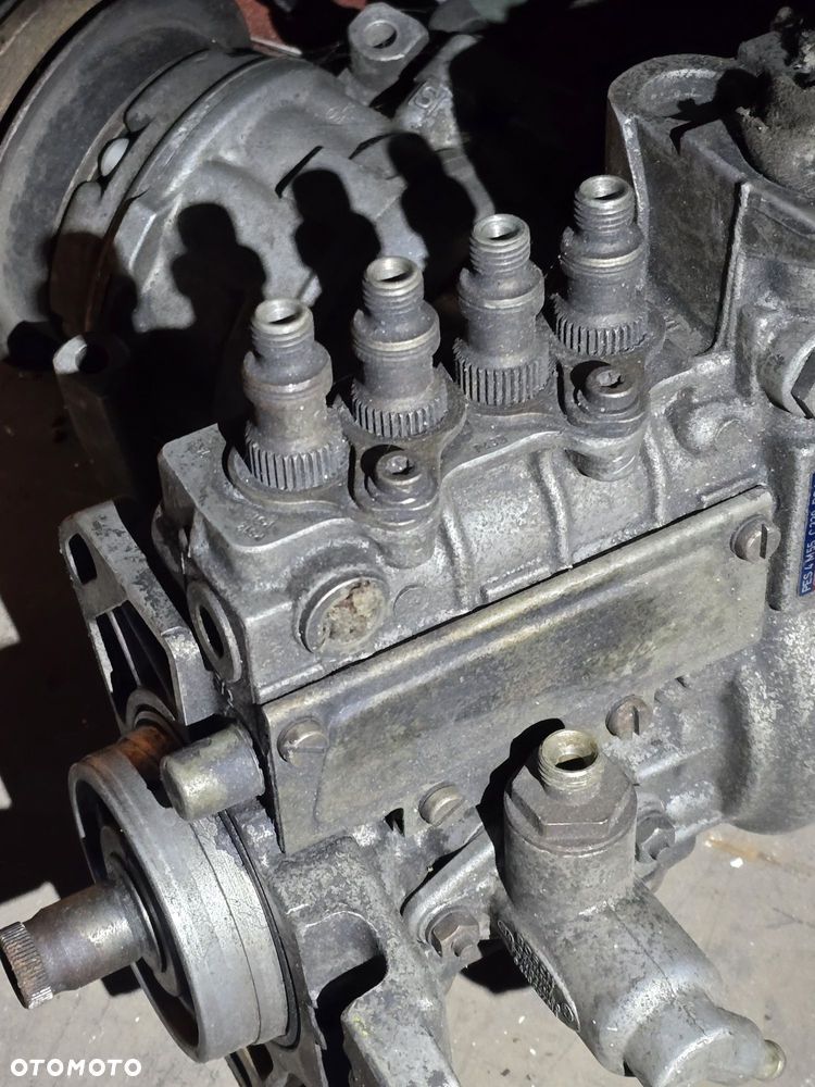 Pompa wtryskowa Mercedes 2,3d BOSCH 601.077.2201 er 6010