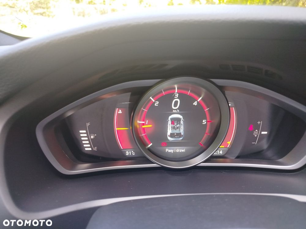 Volvo V40 - 6