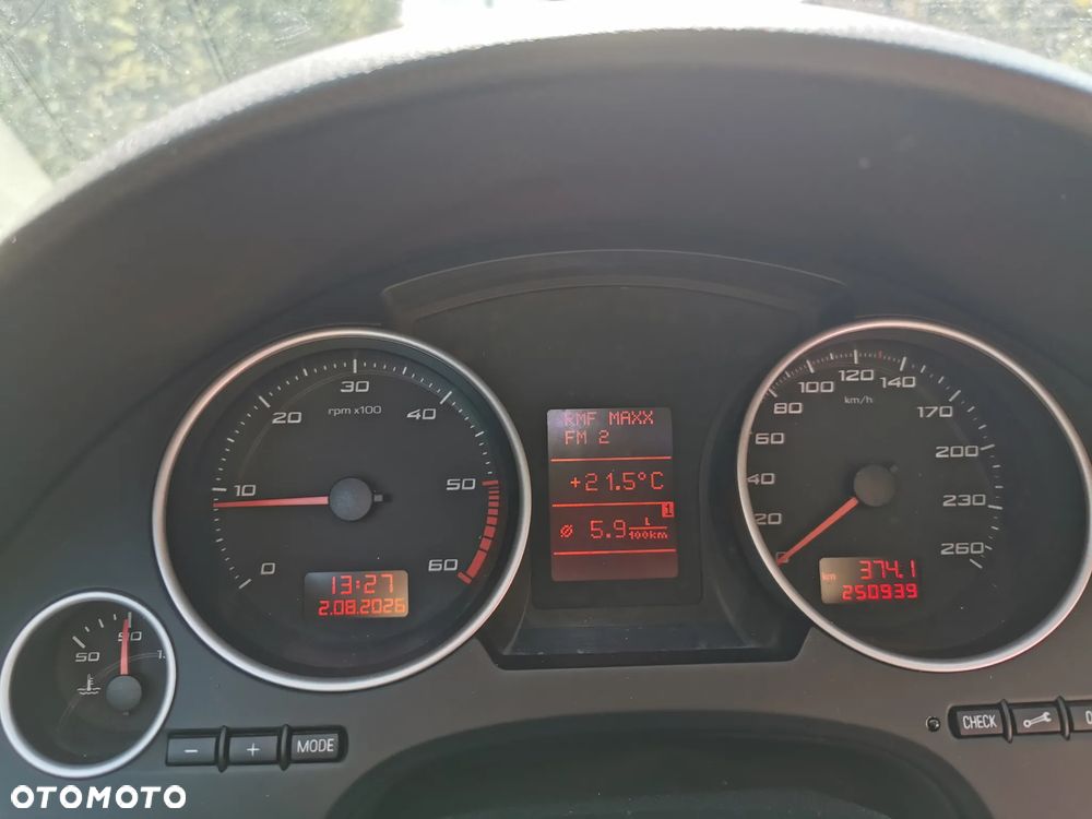 Seat Exeo 2.0 TDI DPF Style - 2