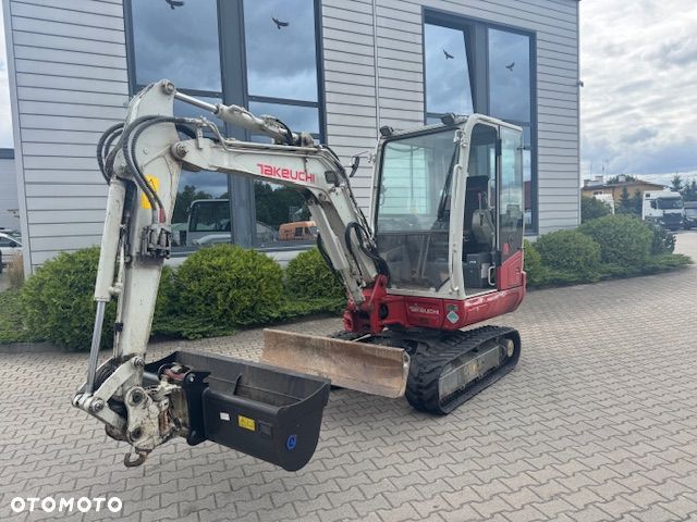 Takeuchi TB 230 - 2