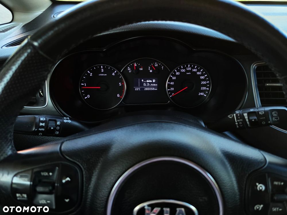Kia Carens 1.7 CRDi L 7os - 16