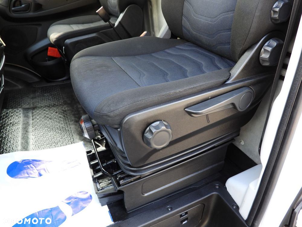 Iveco DAILY 35C14 CHŁODNIA KONTENER -10*C ZASILANIE 230V TEMPOMAT BLIŹNIACZE KOŁA KLIMATYZACJA  140KM - 31