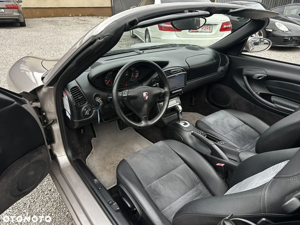 Porsche Boxster - 8
