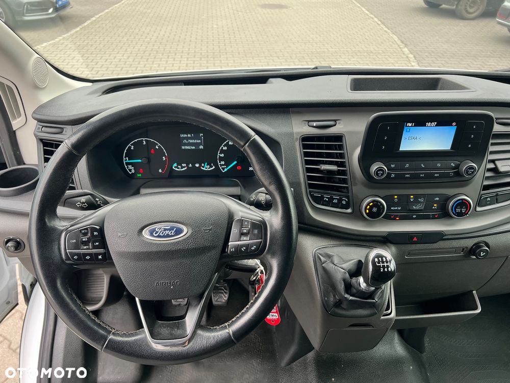 Ford transit - 26