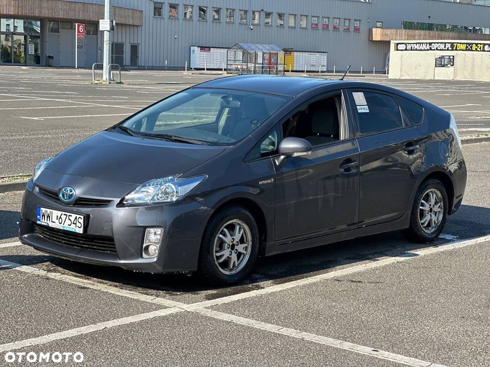 Toyota Prius 1.5 VVT-i Prestige - 1