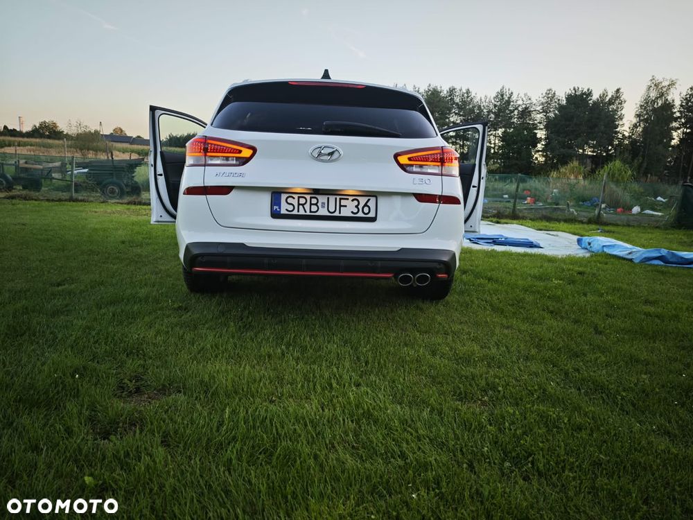 Hyundai i30 1.5 T-GDI 48V-Hybrid DCT N-Line - 13