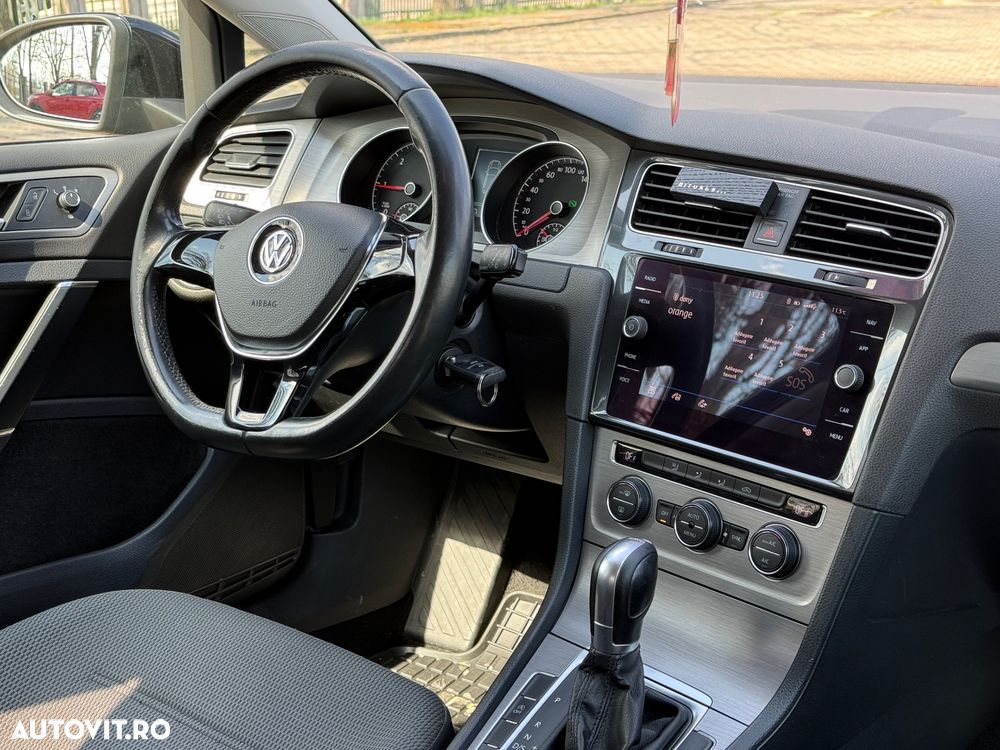 Volkswagen Golf 1.6 TDI BlueMotion Technology DSG Comfortline - 6