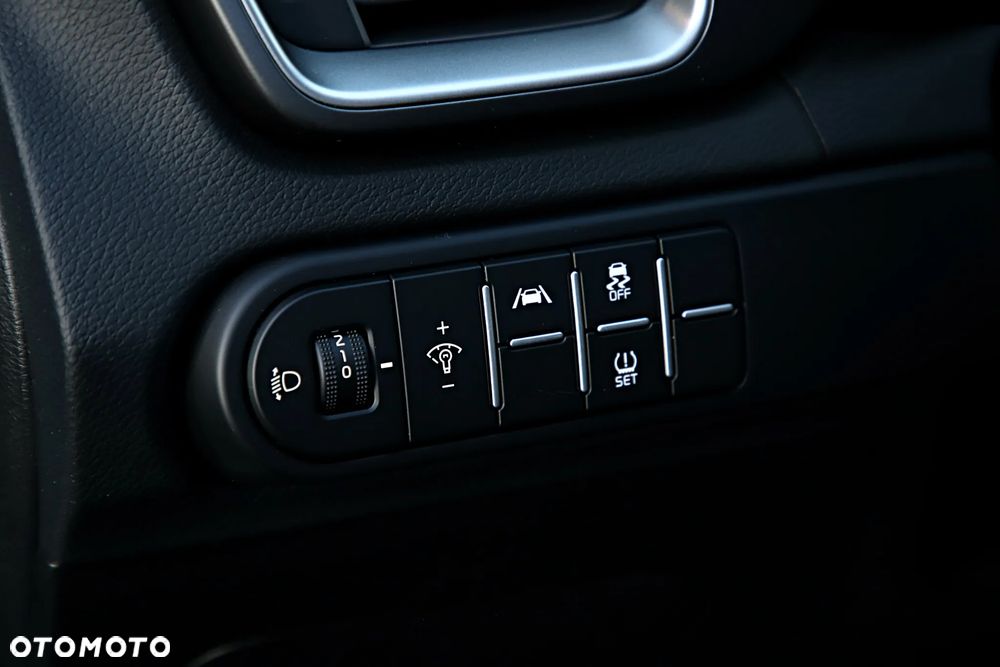 Kia Ceed 1.5 T-GDI M - 23