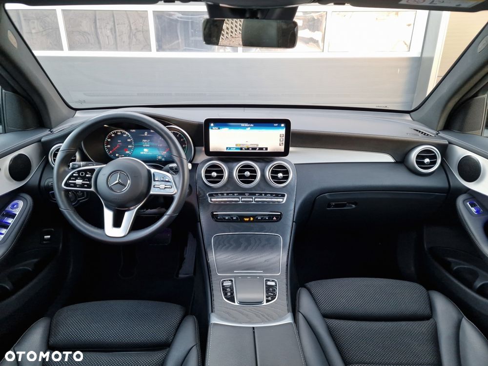 Mercedes-Benz GLC - 28