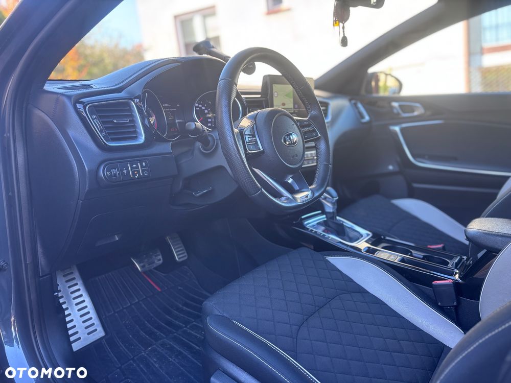 Kia Ceed Cee'd 1.6 CRDi GT Line DCT - 35