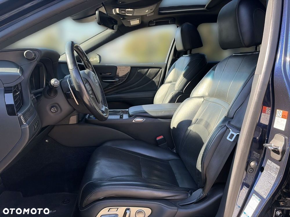 Lexus LS - 17