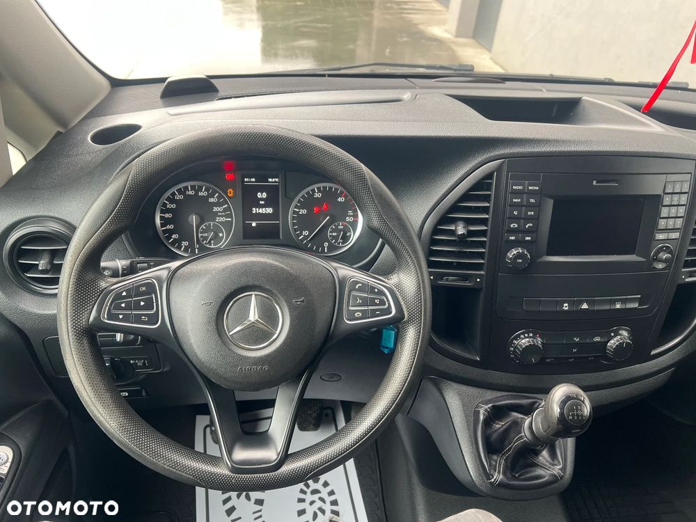 Mercedes-Benz VITO - 11