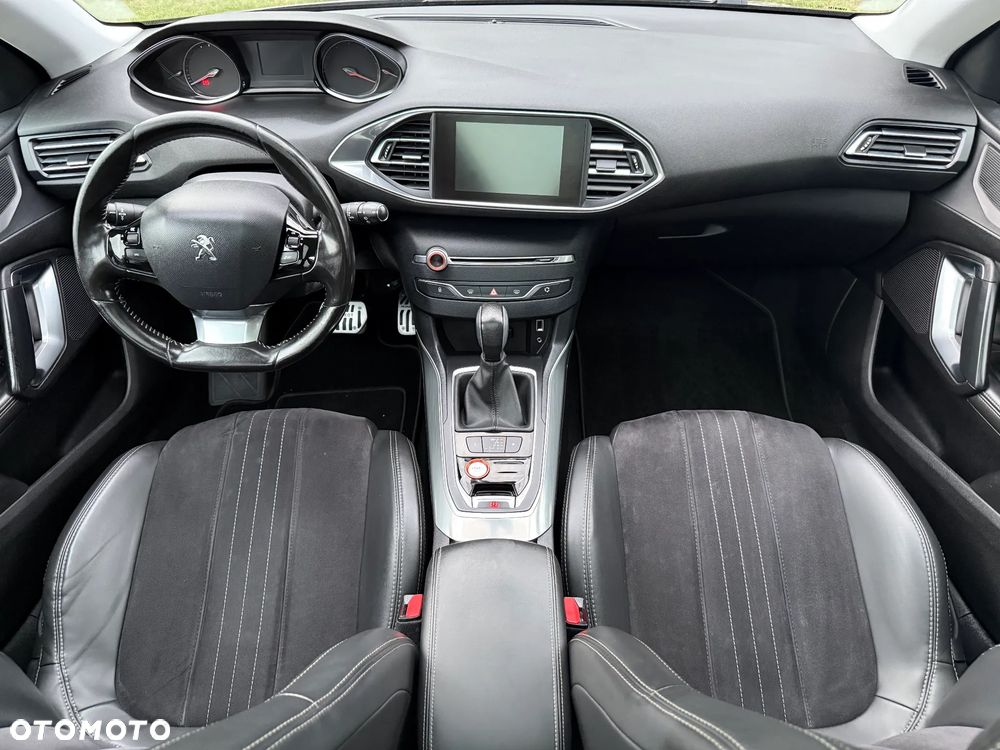 Peugeot 308 - 10