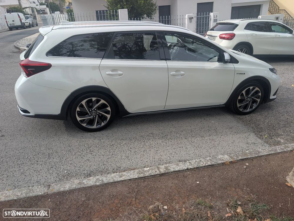 Toyota Auris Touring Sports 1.8 HSD Freestyle - 8