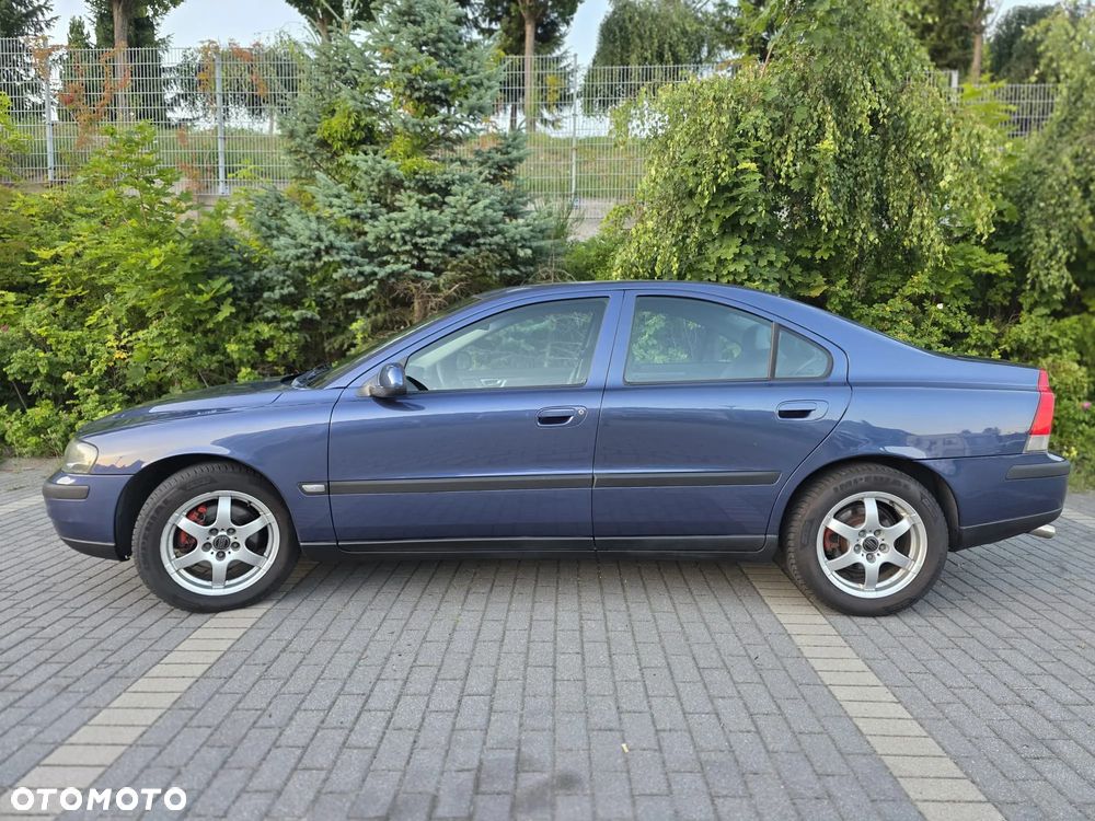 Volvo S60 2.4 - 11