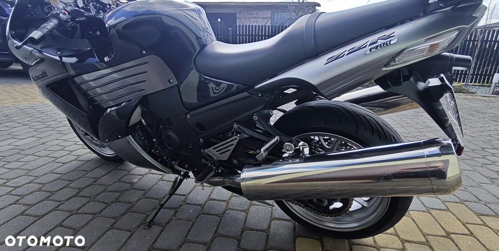 Kawasaki ZZR - 23