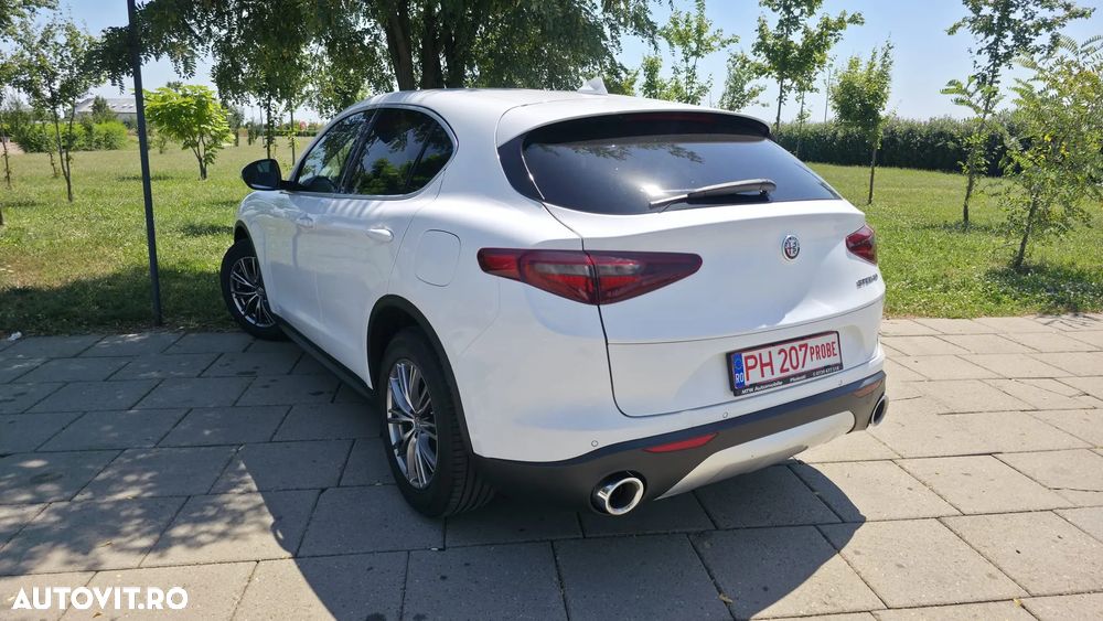 Alfa Romeo Stelvio - 4