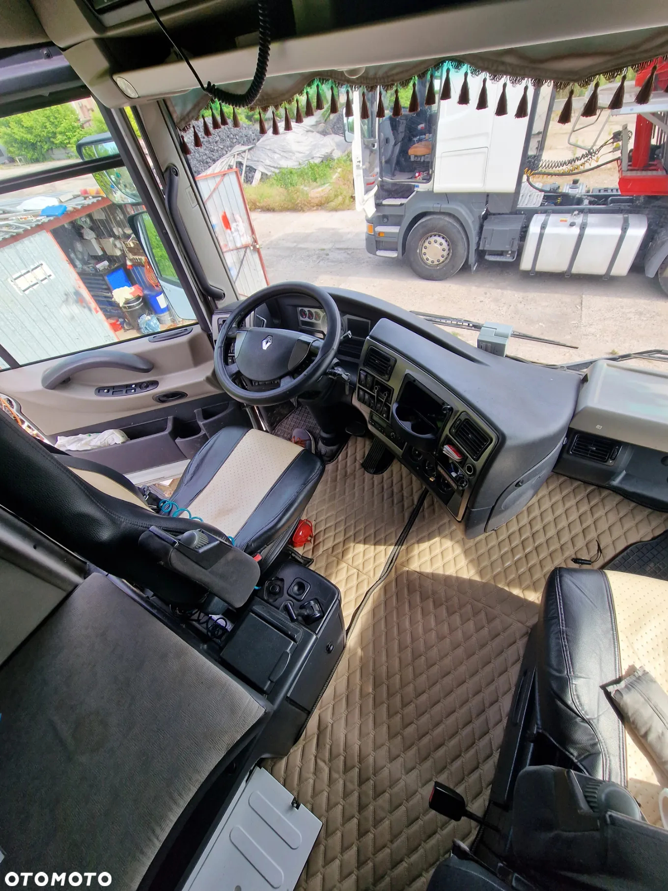 Renault Magnum 520dxi - 5